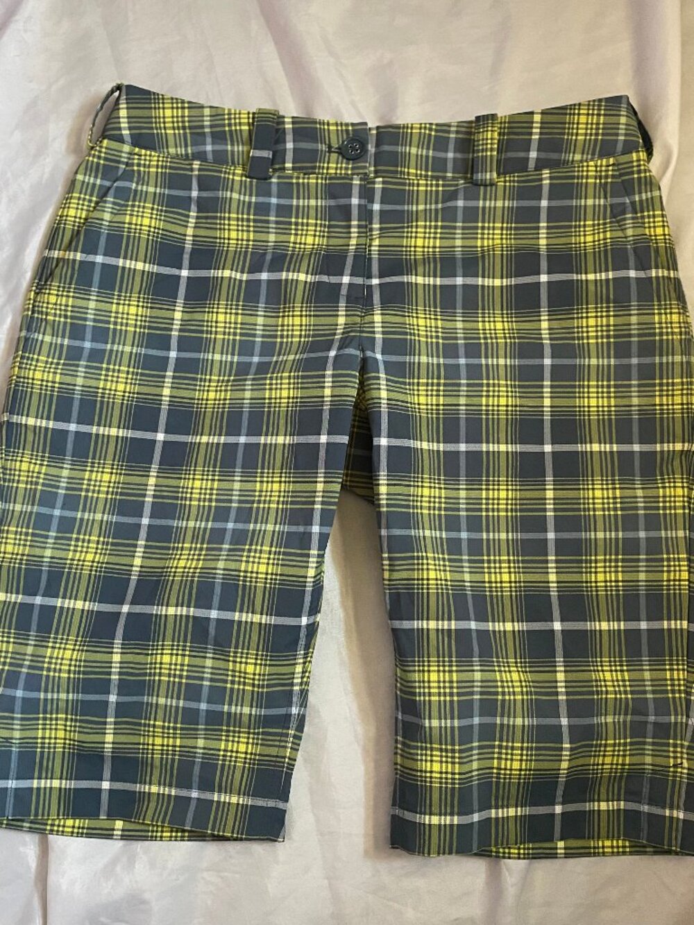 Nike Golf Dri Fit Checkered Plaid Green & Gray Shorts Mens Size Medium